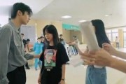 爱娱乐吃瓜的小沐,揭秘明星幕后吃瓜趣事